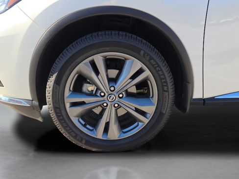 Used 2020 Nissan Murano Platinum image 10