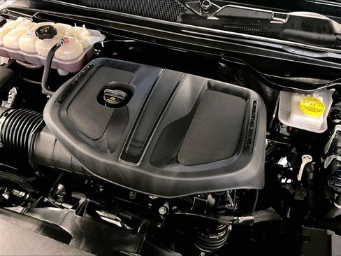 Used 2025 RAM 1500 Classic Warlock AWD/4WD image 36