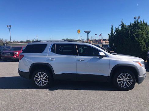 Used 2018 GMC Acadia SLE image 5