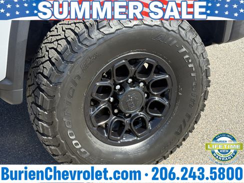 Used 2024 Chevrolet Silverado 2500 ZR2 w/ ZR2 Bison Edition AWD/4WD image 27