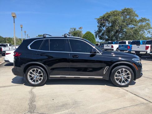 Used 2023 BMW X5 xDrive40i w/ Premium Package AWD/4WD image 3