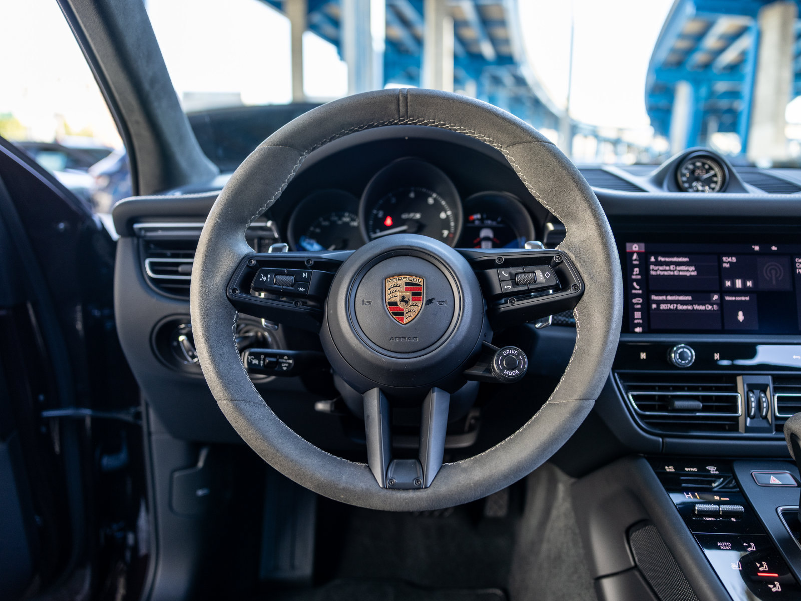 Certified 2024 Porsche Macan GTS AWD/4WD image 6