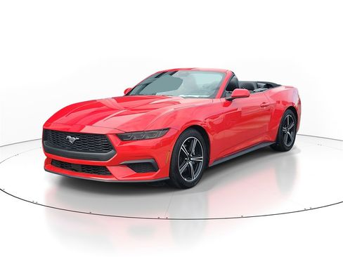 Used 2025 Ford Mustang Premium image 2