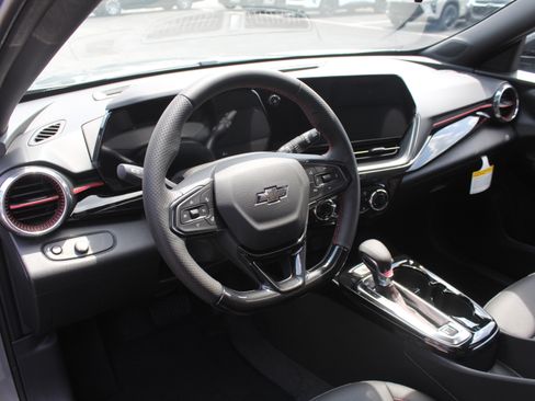 New 2026 Chevrolet Trax RS w/ Sunroof Package FWD image 11