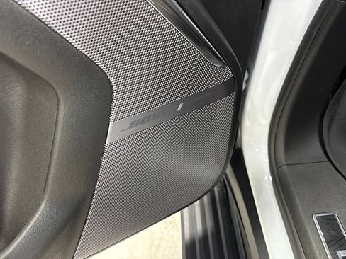 New 2026 GMC Yukon Denali Ultimate w/ LPO, Floor Liner Package AWD/4WD image 26