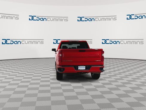 Used 2022 Chevrolet Silverado 1500 Custom image 8