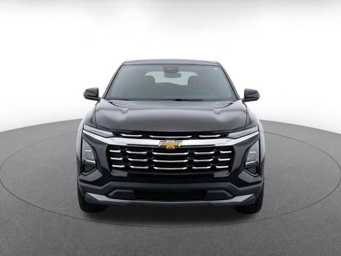 Used 2025 Chevrolet Equinox LT FWD image 2