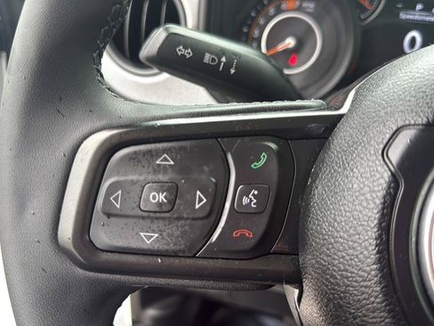 Used 2025 Jeep Wrangler Unlimited Sport AWD/4WD image 27