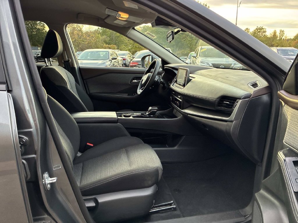Certified 2023 Nissan Rogue SV AWD/4WD image 10