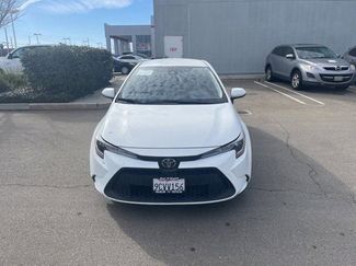 Used 2022 Toyota Corolla LE video 2