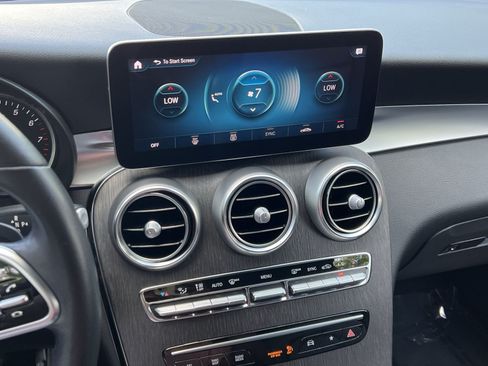 Used 2022 Mercedes-Benz GLC 300 4MATIC Coupe image 26