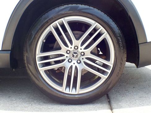 Used 2023 Mercedes-Benz GLS 450 4MATIC image 59