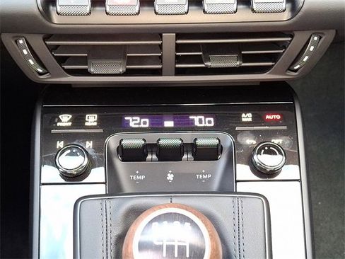 Certified 2026 Porsche 911 Carrera T image 21