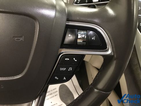 Used 2020 Lincoln Nautilus Reserve image 42