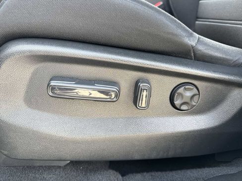 Used 2020 Honda CR-V EX image 17