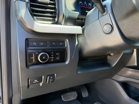 Used 2023 Ford F350 Platinum w/ Tremor Off-Road Package AWD/4WD image 20
