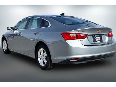 Used 2024 Chevrolet Malibu LS image 4