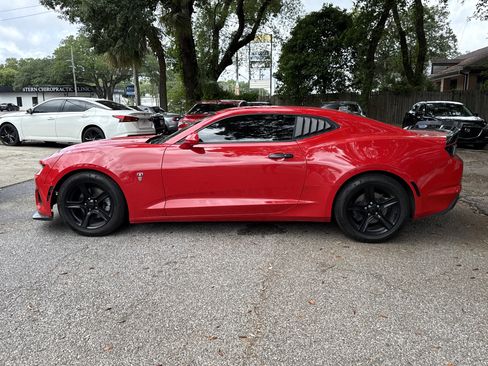 Used 2023 Chevrolet Camaro LT RWD image 2