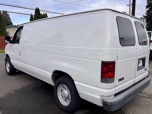 Used 2004 Ford E-150 and Econoline 150 image 3