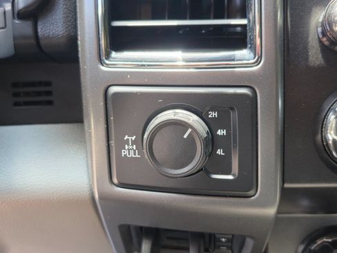 Used 2019 Ford F250 XLT w/ XLT Value Package AWD/4WD image 23