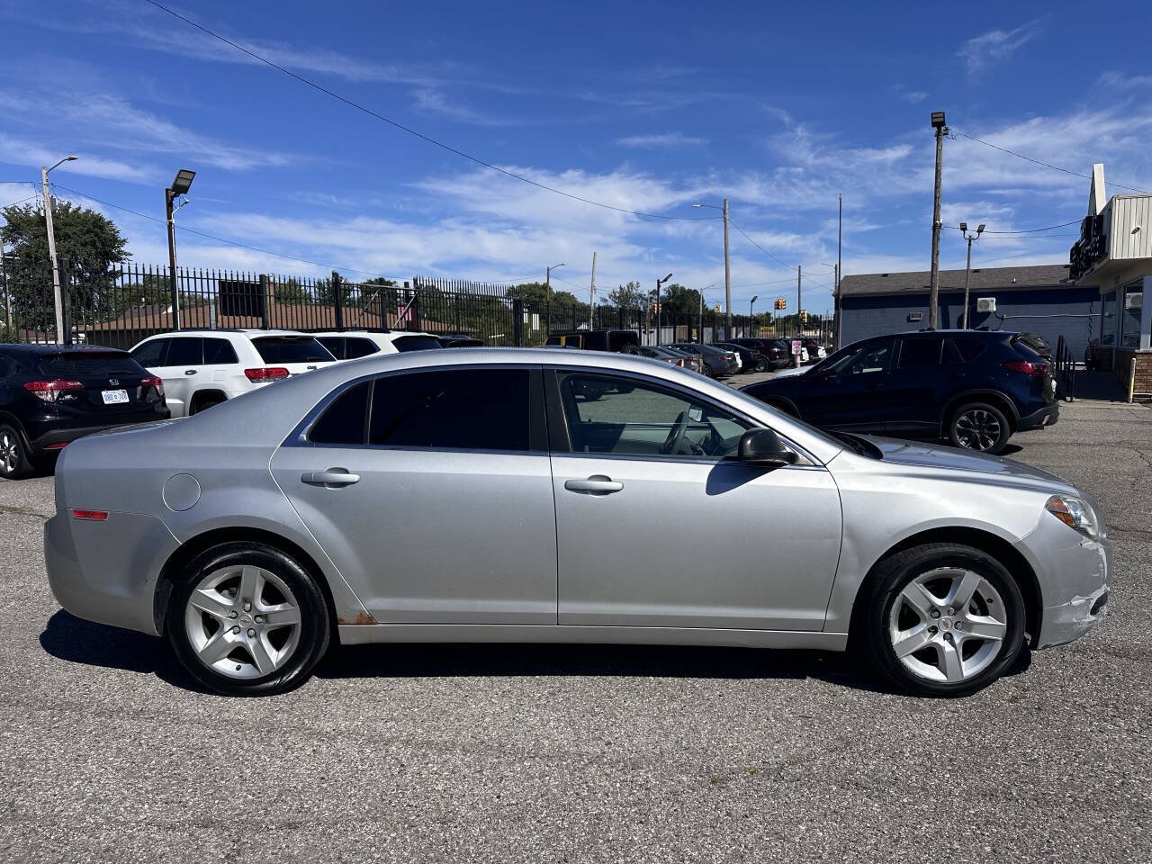 Used 2012 Chevrolet Malibu LS FWD image 4