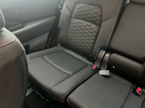 Used 2025 Nissan Pathfinder SV image 42