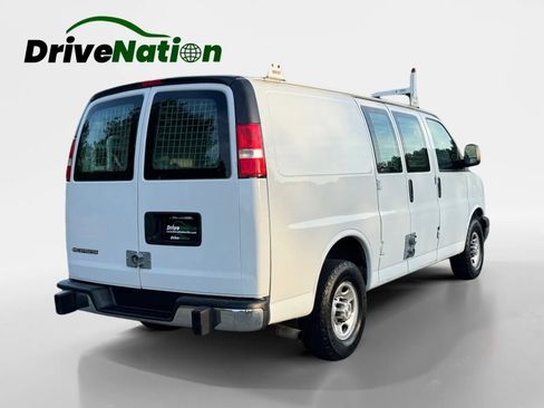 Used 2020 Chevrolet Express 2500 w/ Driver Convenience Package RWD image 5