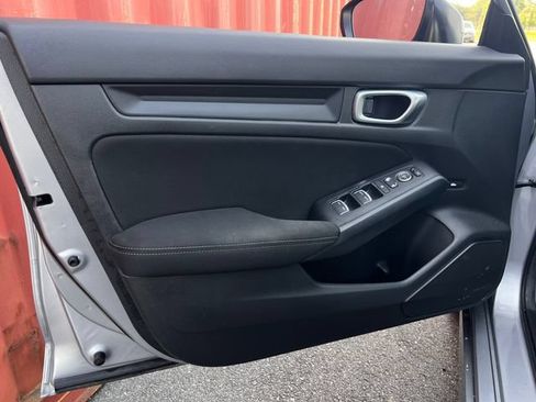 Used 2024 Honda Civic Sport image 10
