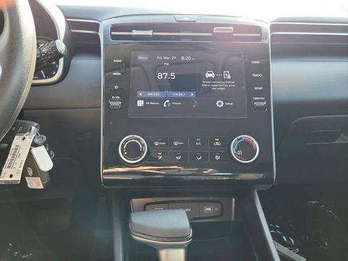 Certified 2024 Hyundai Tucson SE FWD image 12