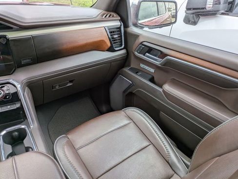 Used 2024 GMC Sierra 1500 Denali w/ Denali Reserve Package image 19