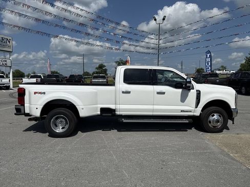 Used 2025 Ford F350 Lariat w/ Chrome Package AWD/4WD image 14