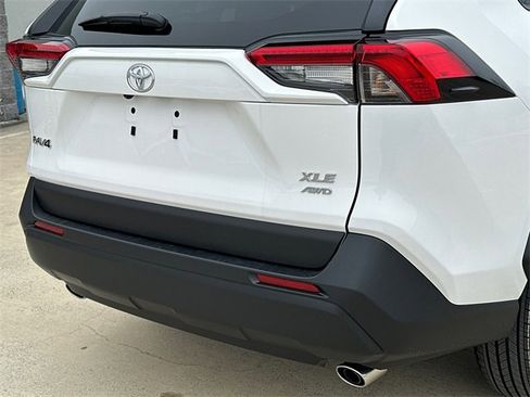 New 2025 Toyota RAV4 XLE image 5