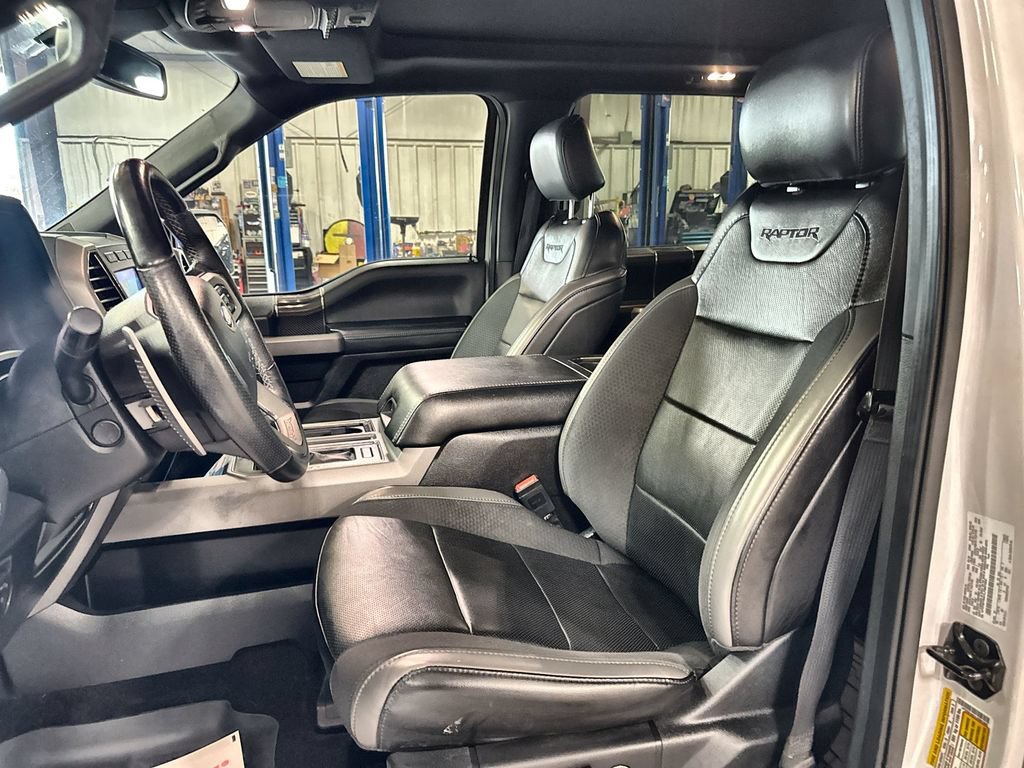 Used 2020 Ford F150 Raptor w/ Equipment Group 802A Luxury AWD/4WD image 12