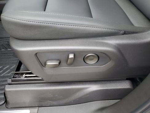 New 2026 Chevrolet Silverado 1500 LT Trail Boss w/ Convenience Package II image 18