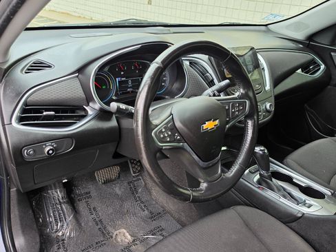 Used 2018 Chevrolet Malibu Hybrid w/ Driver Confidence Package FWD image 10