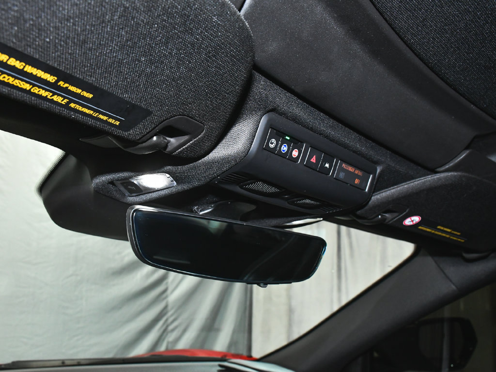 Used 2025 Chevrolet Corvette E-Ray AWD/4WD image 35