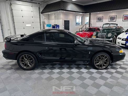 Used 1996 Ford Mustang Cobra image 7