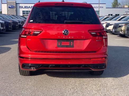 Used 2024 Volkswagen Tiguan SE R-Line AWD/4WD image 7