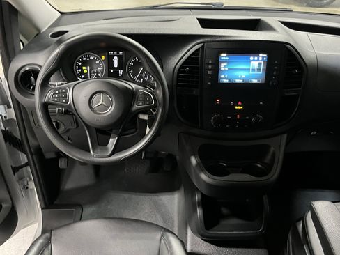 Used 2023 Mercedes-Benz Metris Passenger image 12