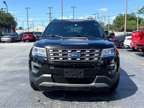 Used 2016 Ford Explorer Limited AWD/4WD image 2