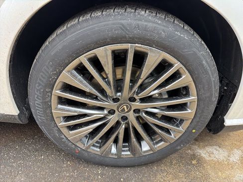 New 2026 Lexus RX 450h AWD image 27