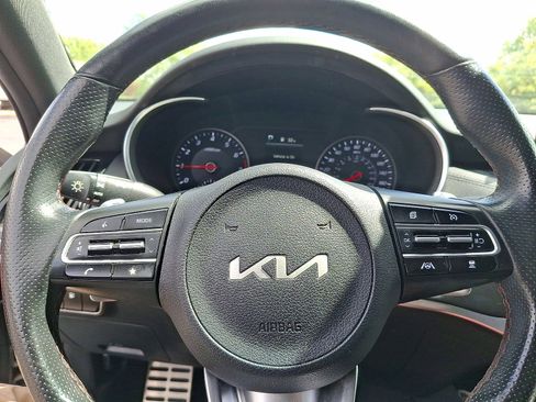Used 2022 Kia Stinger GT-Line w/ Sun & Sound Package AWD/4WD image 16