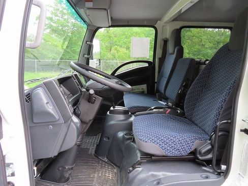 New 2024 Chevrolet Low Cab Forward RWD image 18