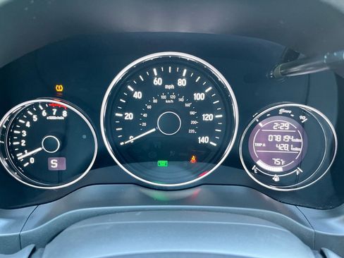 Used 2017 Honda HR-V EX image 25