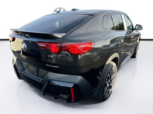 New 2026 BMW X2 xDrive28i w/ Convenience Package AWD/4WD image 4