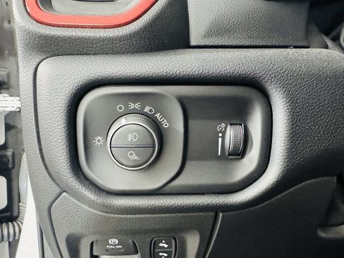 Used 2020 RAM 1500 Rebel w/ Rebel Level 2 Equipment Group AWD/4WD image 9