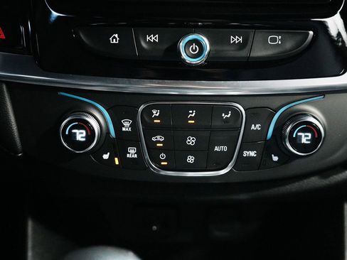 Used 2022 Chevrolet Traverse LT w/ LPO, Floor Liner Package image 20