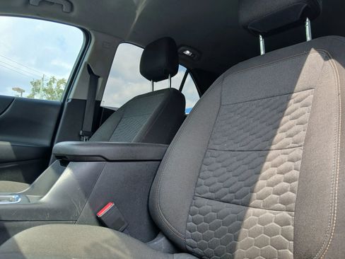 Used 2019 Chevrolet Equinox LT AWD/4WD image 17
