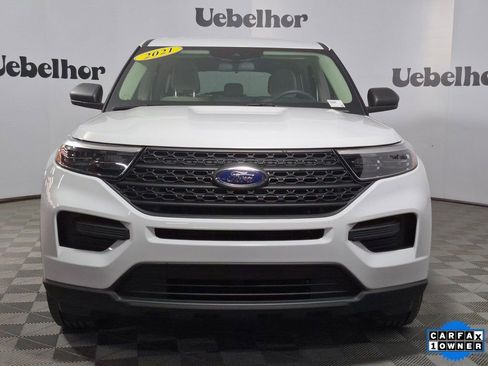 Used 2021 Ford Explorer 2WD image 2