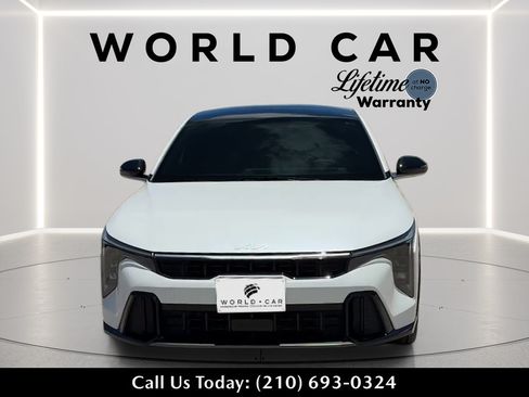 Used 2025 Kia K4 GT-Line w/ GT-Line Sunroof Package FWD image 2